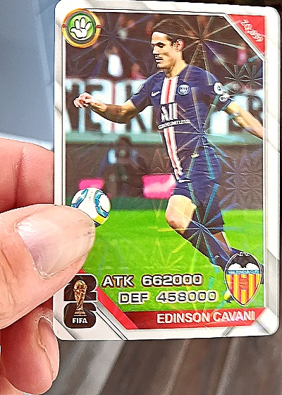2022 Topps FIFA Edinson Cavani Valencia CF — front