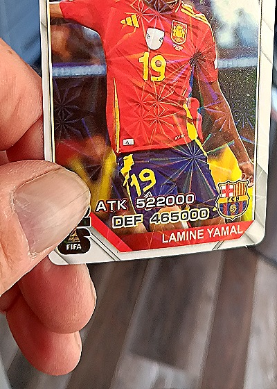 2023 Topps Match Attax #19 Lamine Yamal — front