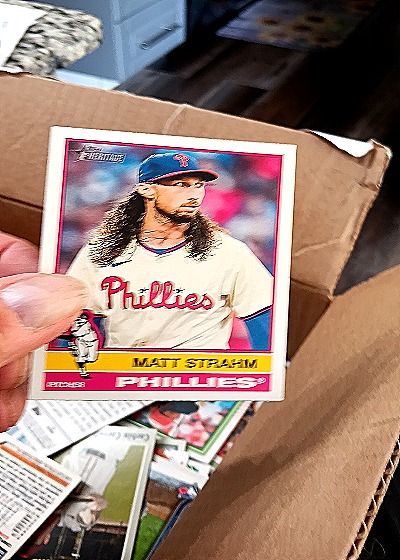 2025 Topps Heritage #7 Matt Strahm — front