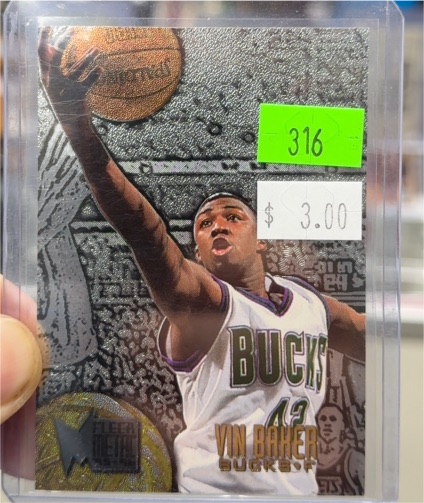 1995-96 Fleer Metal #61 Vin Baker — front