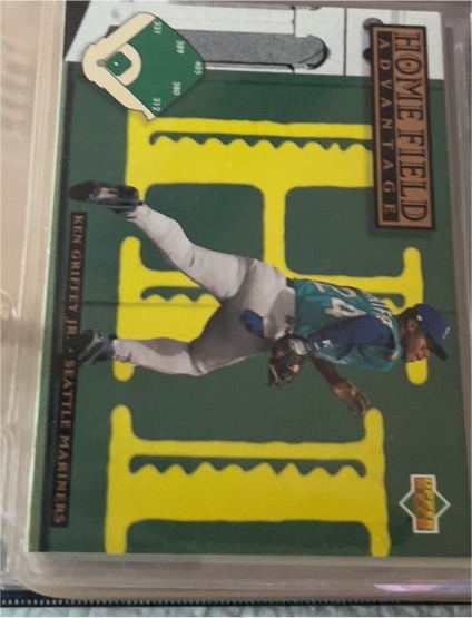1994 Upper Deck Home Field Advantage #292 Ken Griffey Jr. — front