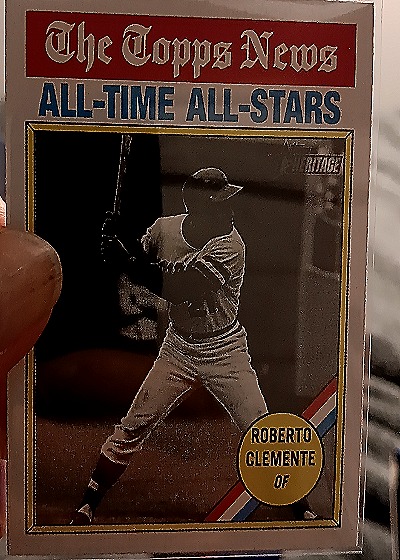 1990 Topps #345 Roberto Clemente — front