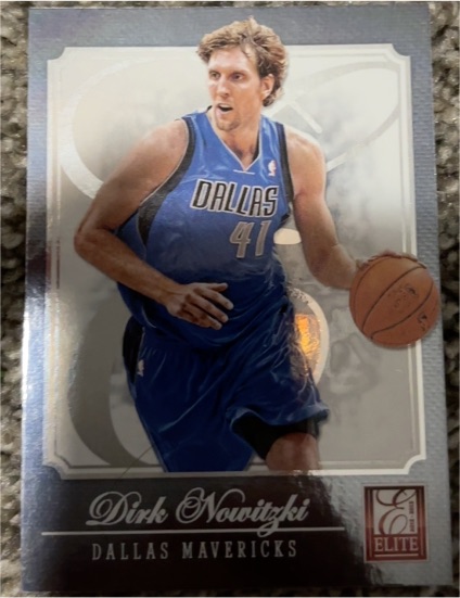 2012-13 Panini Elite #4 Dirk Nowitzki — front