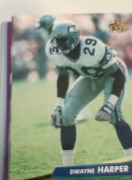 1990 Pro Set #29 Dwayne Harper — front