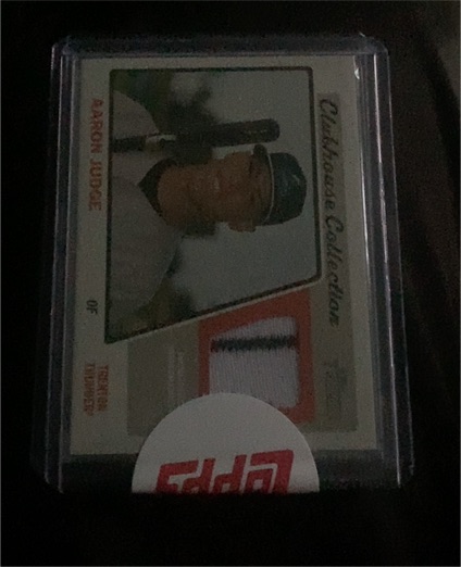 2015 Topps Clubhouse Collection Relic #Aaron Judge — front