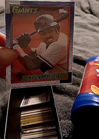 1990 Topps #14 Kevin Mitchell — front