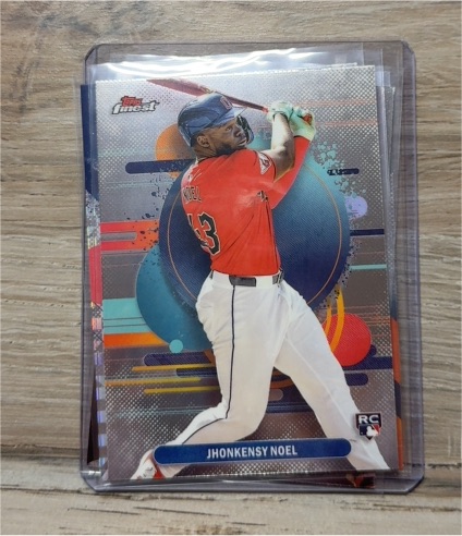 2025 Topps Finest #RC Jhonkensy Noel — front