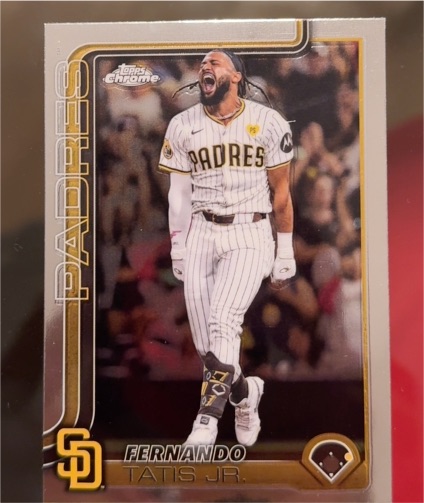2025 Topps Chrome #600 Fernando Tatís Jr. — front