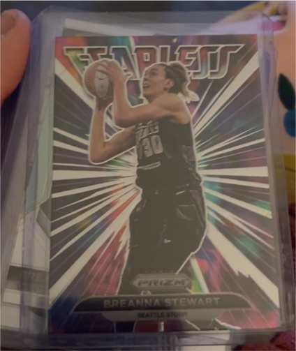 2022 Panini Prizm WNBA Fearless #9 Breanna Stewart — front