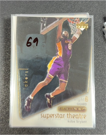 2000-01 Upper Deck Ovation Superstar Theatre #S1 Kobe Bryant — front