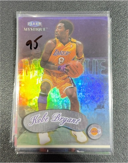 1999-00 Fleer Mystique #61 Kobe Bryant — front