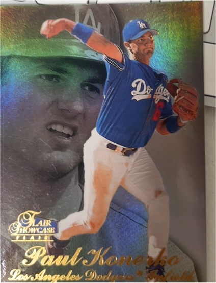 1998 Flair Showcase #11 Paul Konerko — front