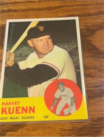 1963 Topps #30 Harvey Kuenn — front