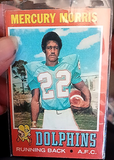 1971 Topps Football #91 Mercury Morris — front