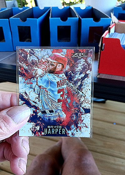2016 Topps Update Fire #F-3 Bryce Harper — front