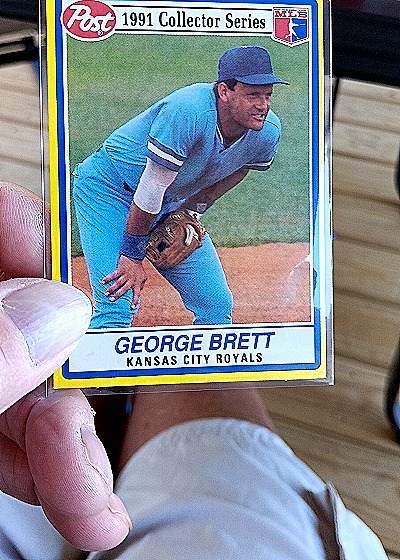 1991 Post #26 George Brett — front
