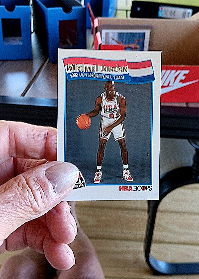 1991-92 NBA Hoops #55 Michael Jordan — front