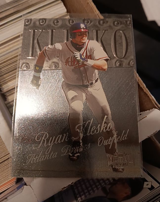 1999 Fleer Metal Universe #157 Ryan Klesko — front