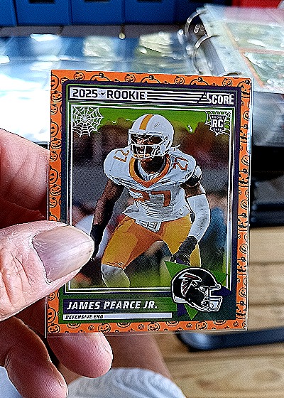 2025 Panini Score A Treat #26 James Pearce Jr. — front