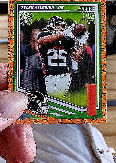 2025 Panini Score-A-Treat #56 Tyler Allgeier — front