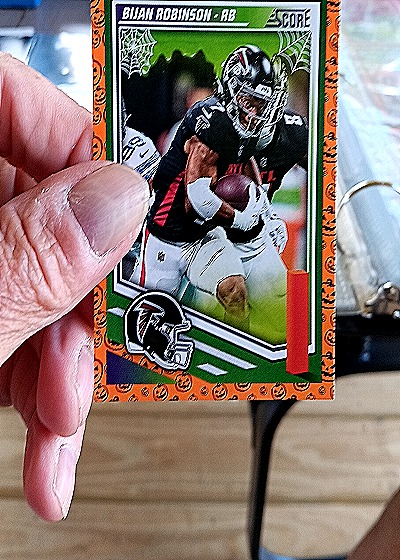 2024 Panini Score #223 Bijan Robinson — front