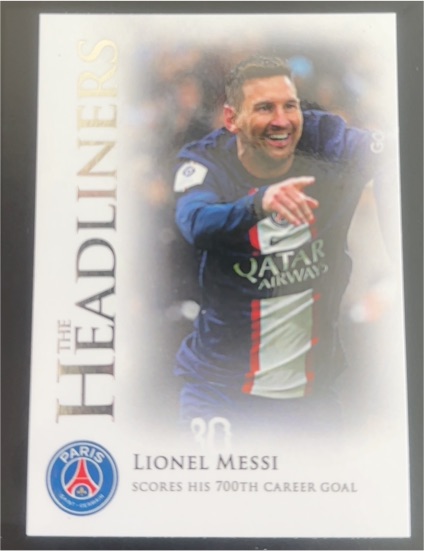 2022 Futera The Headliners #/104 Lionel Messi — front