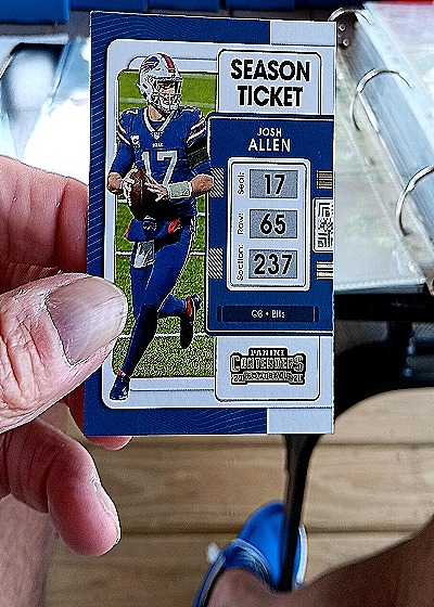 2021 Panini Contenders #10 Josh Allen — front