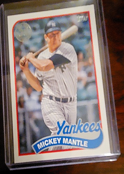 1989 Topps Baseball #89US-30 Mickey Mantle — front