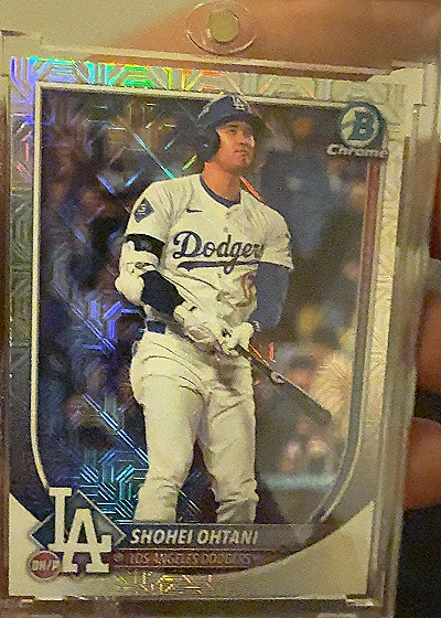 2025 Bowman Chrome #17 Shohei Ohtani — front