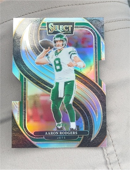 2024 Panini Select Premier Level Silver Prizm Die-Cut #126 Aaron Rodgers — front