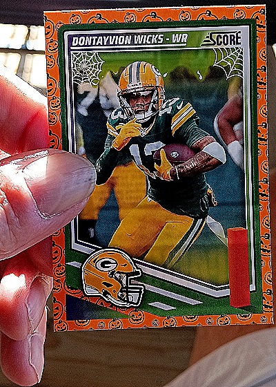 2025 Panini Score-A-Treat Dontayvion Wicks — front