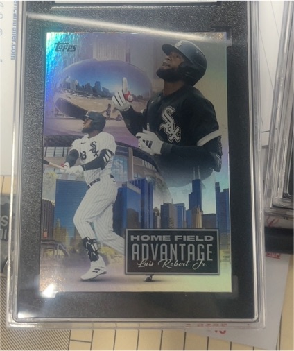 2024 Topps Update Series Home Field Advantage #HFA-40 Luis Robert Jr. — front