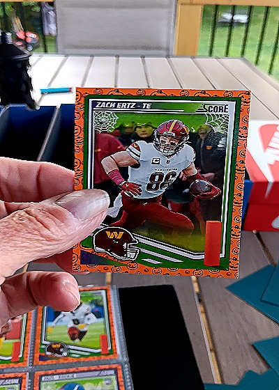 2025 Panini Score A Treat Halloween #257 Zach Ertz — front