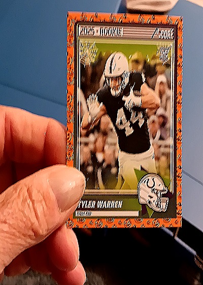 2025 Panini Score A Treat #21 Tyler Warren — front