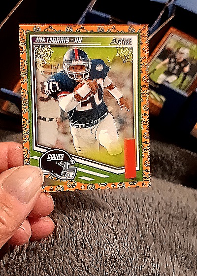 1990 Score #256 Joe Morris — front