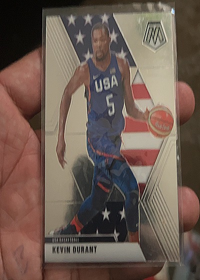 2019-20 Panini Mosaic #251 Kevin Durant — front