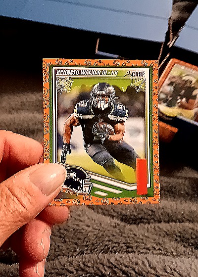 2025 Panini Score-A-Treat #297 Kenneth Walker III — front
