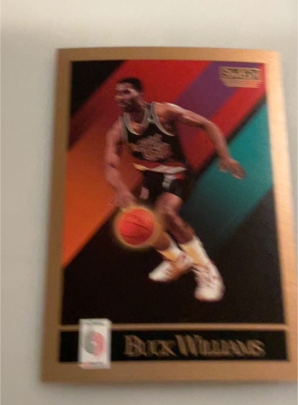 1990-91 SkyBox #240 Buck Williams — front