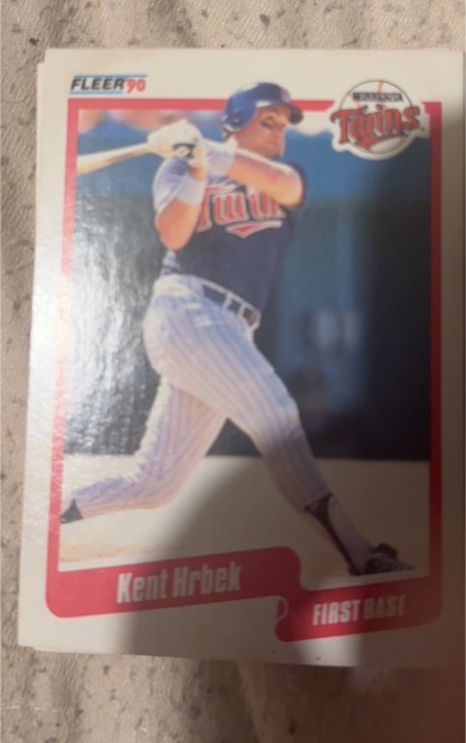 1990 Fleer #378 Kent Hrbek — front