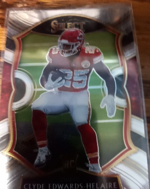 2020 Panini Select #54 Clyde Edwards-Helaire — front