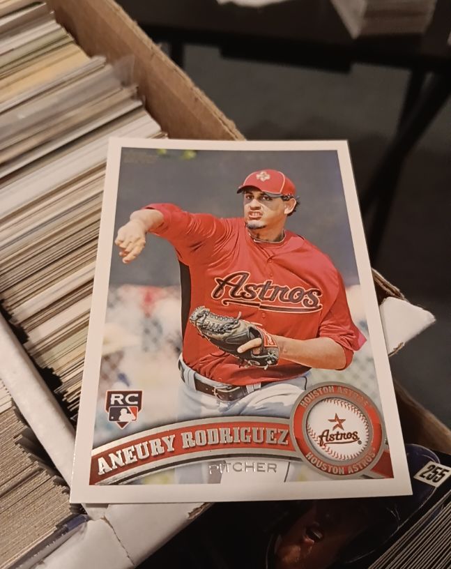 2011 Topps #506 Aneury Rodriguez — front