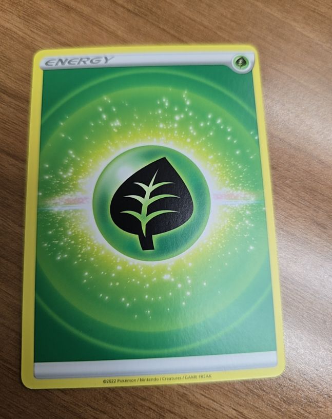 2022 Pokémon Unnumbered Grass Energy — front