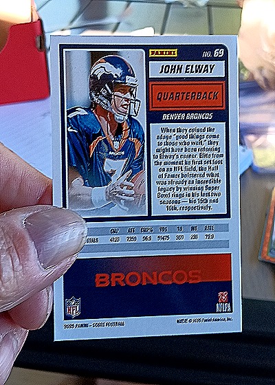 1995 Score #69 John Elway — back