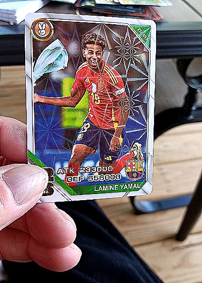 2024-25 Panini Select FIFA Soccer Terrace #7 Lamine Yamal FC Barcelona — front