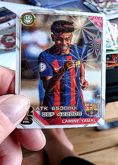 2023 Topps Japan DP-006 Lamine Yamal — front