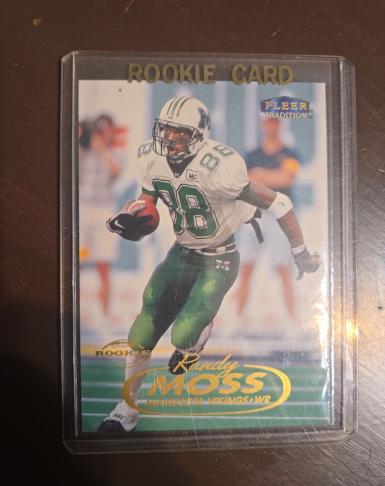 1998 Fleer Tradition #237 Randy Moss Rookie Card — front