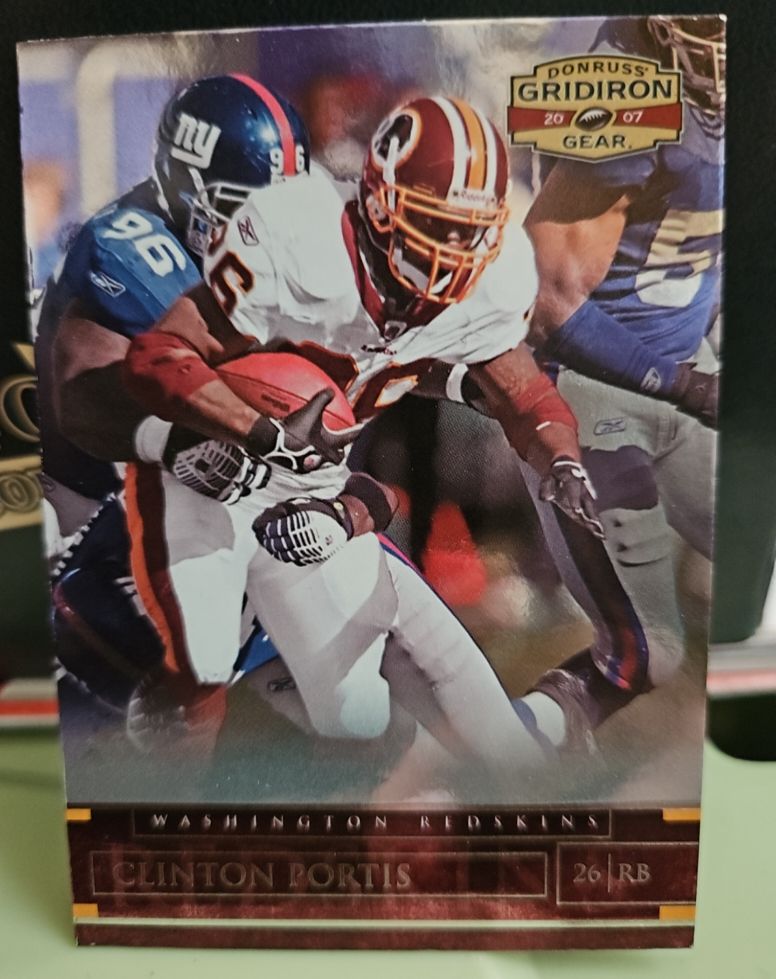 2007 Donruss Gridiron Gear #12 Clinton Portis — front