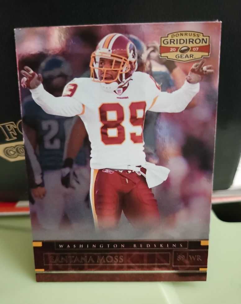 2007 Donruss Gridiron Gear #13 Santana Moss — front