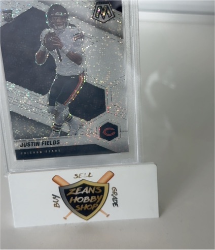 2021 Panini Mosaic #304 Justin Fields — front