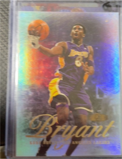 1999-00 Fleer Flair Showcase #50 Kobe Bryant — front